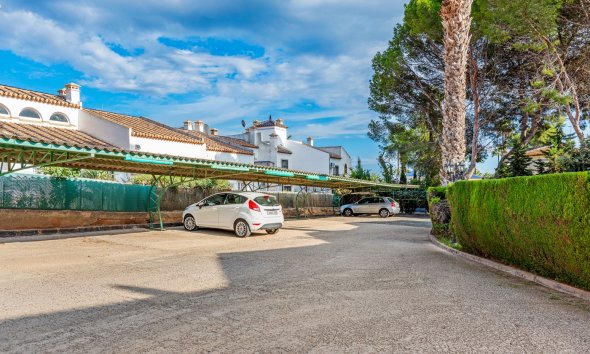 Resale - Apartment - Villamartin - Villamartín