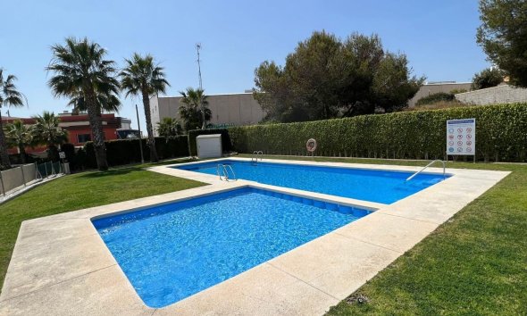 Resale - Town House - Orihuela Costa - Villamartín