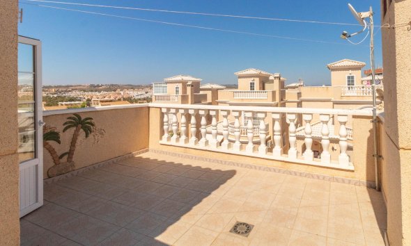 Resale - Villa - Torrevieja - Los altos