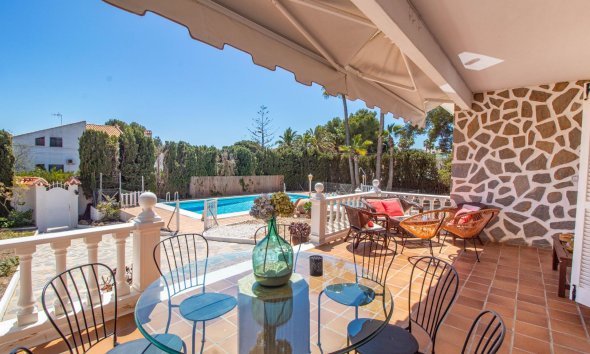 Resale - Villa - Torrevieja - Los balcones