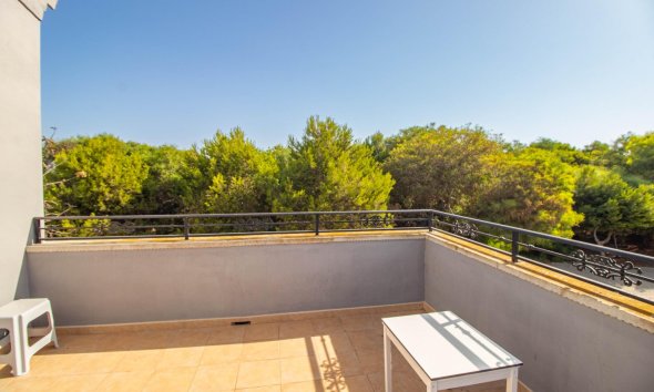 Resale - Villa - Torrevieja - Los balcones