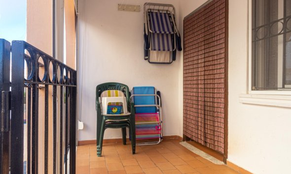 Resale - Bungalow - Torrevieja - Playa de los Naufragos