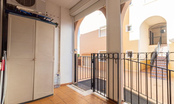 Resale - Bungalow - Torrevieja - Playa de los Naufragos