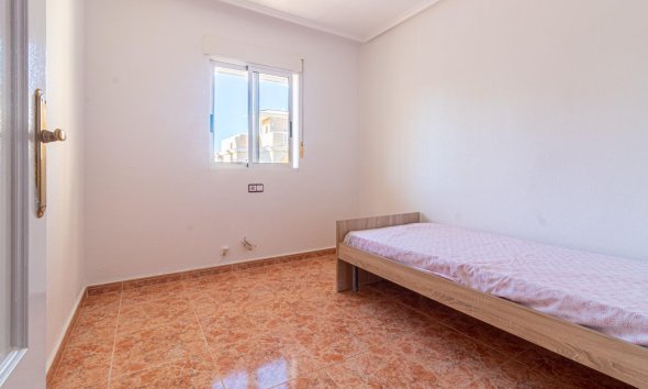 Resale - Town House - Torrevieja - Aguas Nuevas