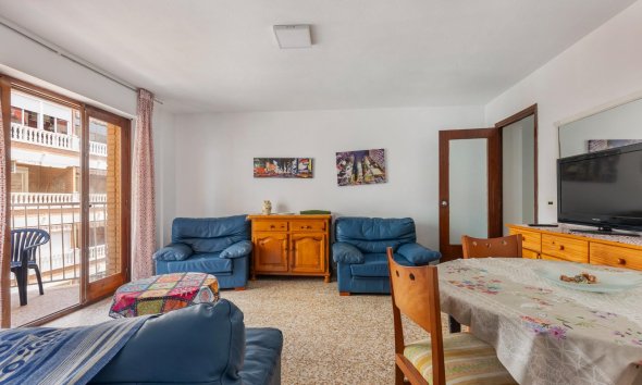 Resale - Apartment - Torrevieja - Acequion