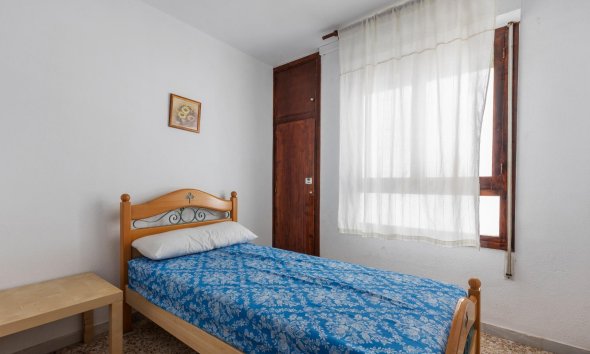 Resale - Apartment - Torrevieja - Acequion