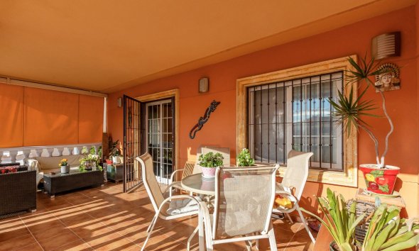 Resale - Town House - Torrevieja - Aguas Nuevas