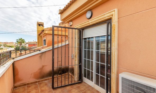 Resale - Town House - Torrevieja - Aguas Nuevas