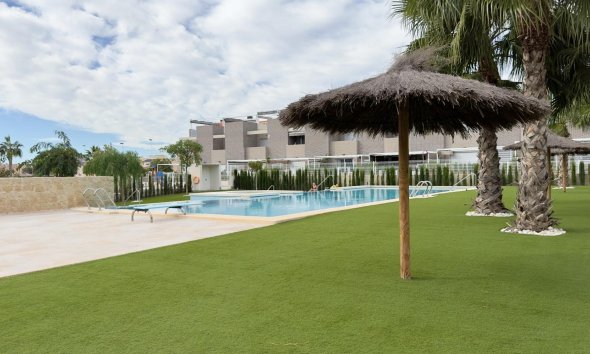 Resale - Apartment - Torrevieja - Torrejón