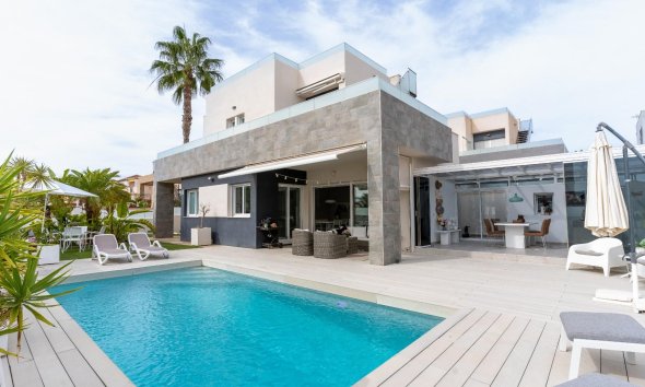 Resale - Villa - Torrevieja - Torreblanca