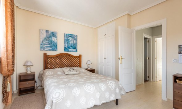 Resale - Villa - Orihuela Costa - Playa Flamenca