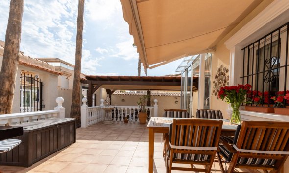 Resale - Villa - Orihuela Costa - Playa Flamenca