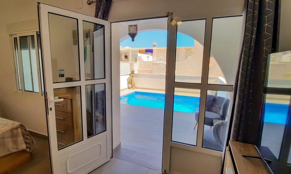 Resale - Villa - Orihuela Costa - Las Filipinas