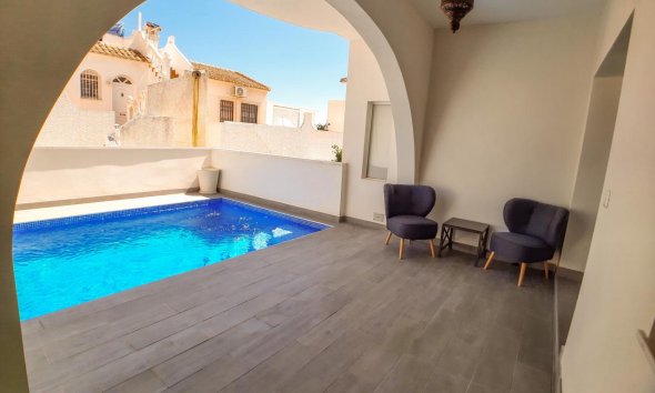 Resale - Villa - Orihuela Costa - Las Filipinas