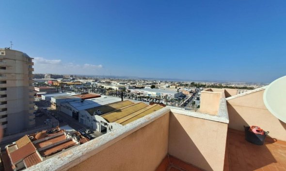 Resale - Apartment - Torrevieja - Centro