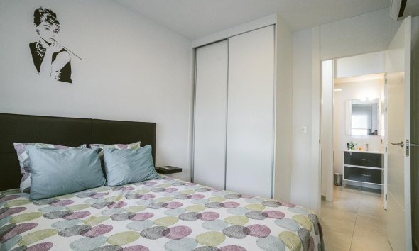 Resale - Apartment - Pilar de la Horadada - Mil Palmeras