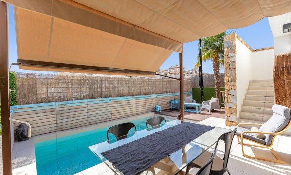 Resale - Villa - Orihuela Costa - Lomas de Cabo Roig