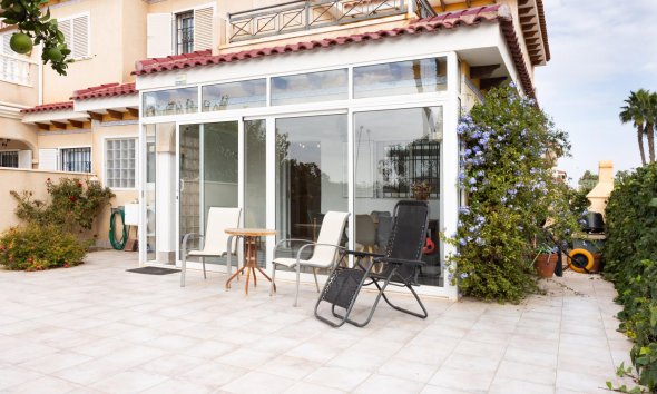 Resale - Bungalow - Orihuela Costa - Punta Prima