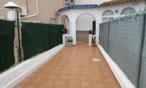 Resale - Villa - Orihuela Costa - La Zenia