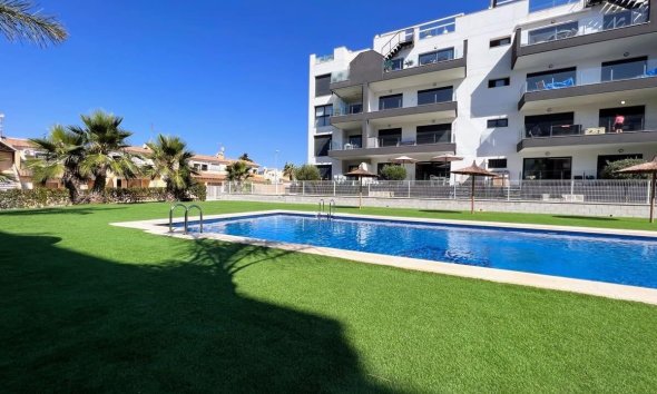 Resale - Apartment - Orihuela Costa - Villamartín-Las Filipinas