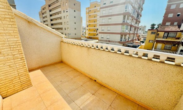 Resale - Bungalow - Torrevieja - Aguas Nuevas