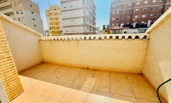 Resale - Bungalow - Torrevieja - Aguas Nuevas