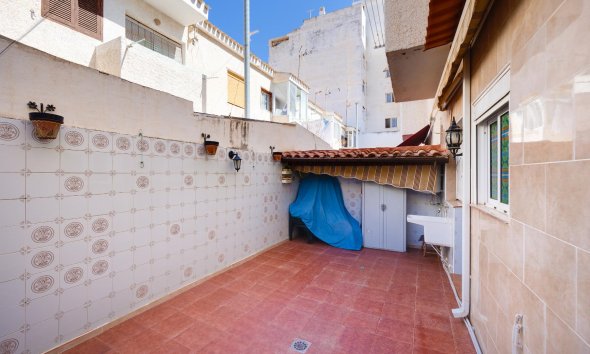 Resale - Bungalow - Torrevieja - Playa de La Acequion