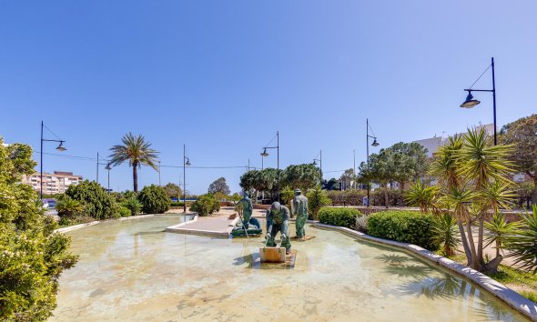 Resale - Bungalow - Torrevieja - Playa de La Acequion