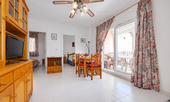 Resale - Bungalow - Torrevieja - playa de los naufragos