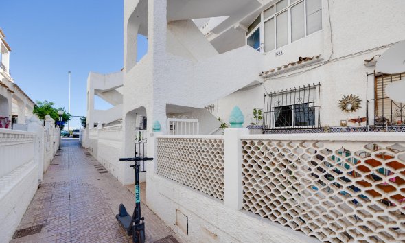 Rynek Wtórny - Bungalow - Torrevieja - playa de los naufragos