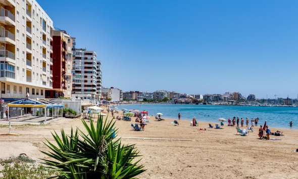 Resale - Apartment - Torrevieja - playa de los naufragos