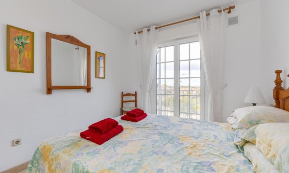 Resale - Bungalow - Orihuela Costa - Villamartín