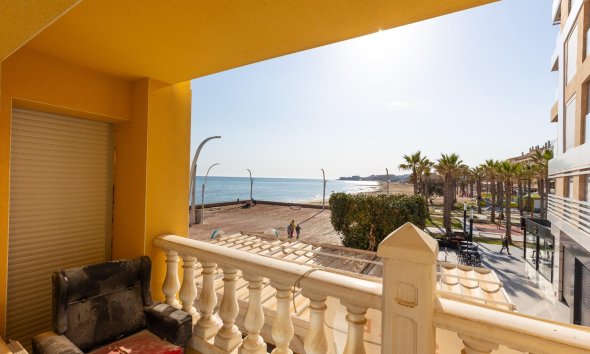 Resale - Apartment - Torrevieja - La Mata pueblo