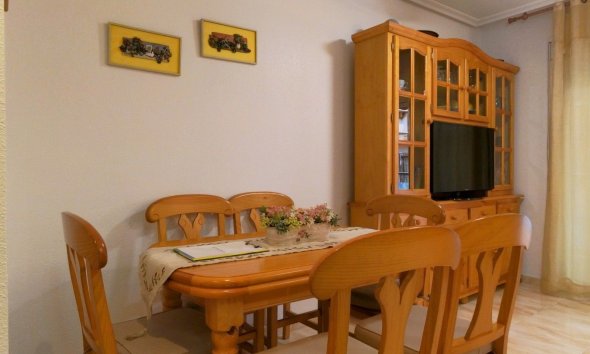 Resale - Apartment - Torrevieja - La Mata pueblo