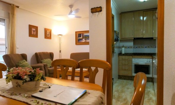 Resale - Apartment - Torrevieja - La Mata pueblo