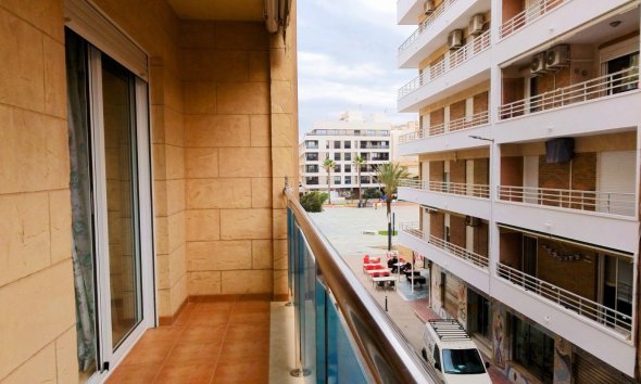 Resale - Apartment - Torrevieja - La Mata pueblo