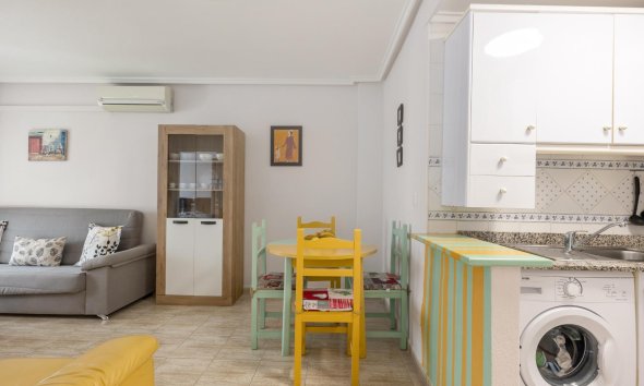 Reventa - Apartmento - Torrevieja - Centro