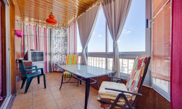 Resale - Apartment - Torrevieja - Playa del Acequión