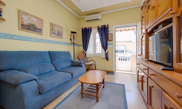 Resale - Bungalow - Torrevieja - Playa de La Acequion