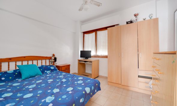 Resale - Bungalow - Torrevieja - playa de los naufragos