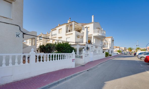 Resale - Bungalow - Torrevieja - playa de los naufragos