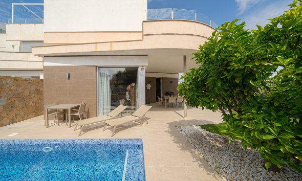 Resale - Villa - Orihuela Costa - Lomas De Cabo Roig