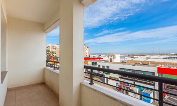 Resale - Apartment - Torrevieja - Center