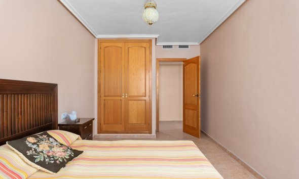 Resale - Apartment - Torrevieja - Center