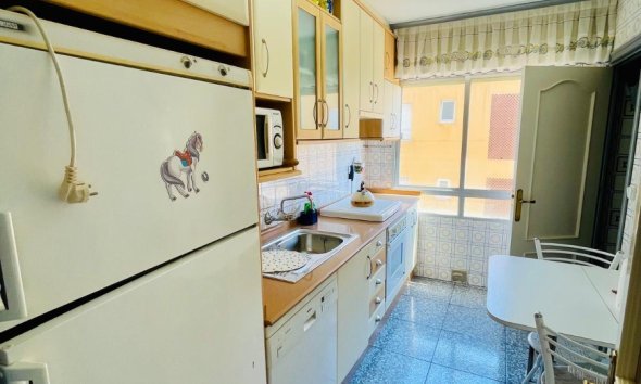 Resale - Apartment - Torrevieja - El Acequión - Los Náufragos