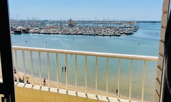 Resale - Apartment - Torrevieja - El Acequión - Los Náufragos