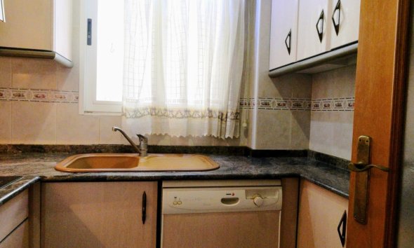 Resale - Apartment - Torrevieja - Centro