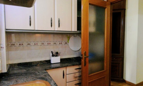 Resale - Apartment - Torrevieja - Centro