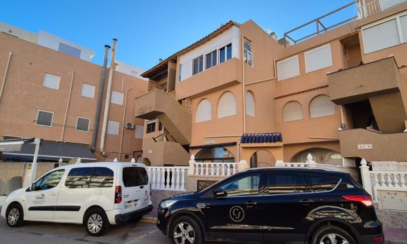 Resale - Apartment - Torrevieja - La Siesta - El Salado - Torreta