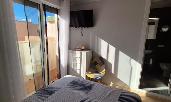 Resale - Apartment - Torrevieja - La Siesta - El Salado - Torreta